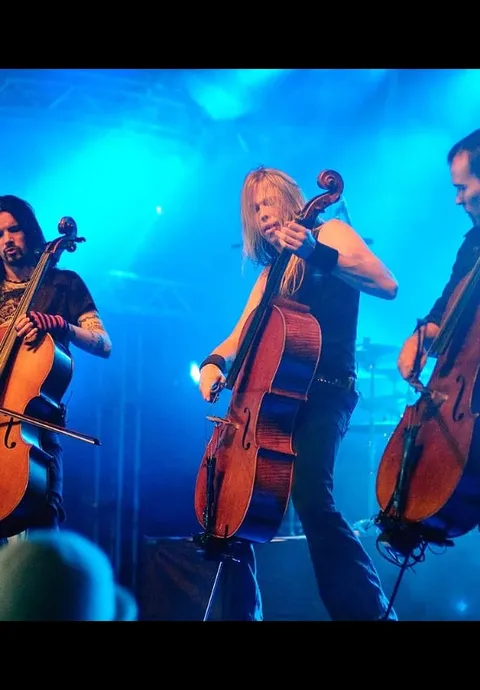 Apocalyptica resmi