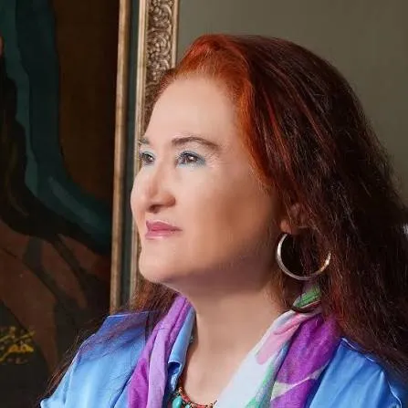 Sabahat Akkiraz resmi