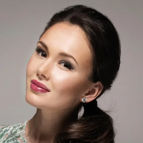 Aida Garifullina resmi