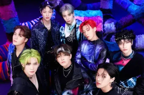 ATEEZ resmi