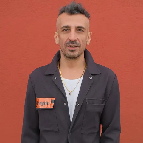 Onur Özdemir resmi