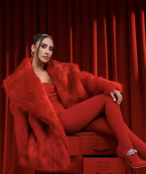 Hande Ünsal resmi