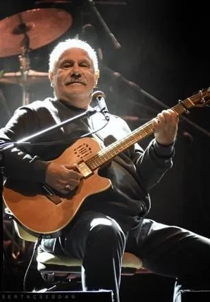 Bülent Ortaçgil resmi