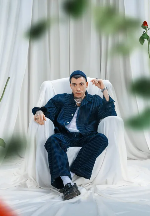 Can Bonomo resmi