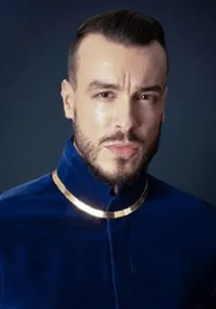 Cem Adrian resmi
