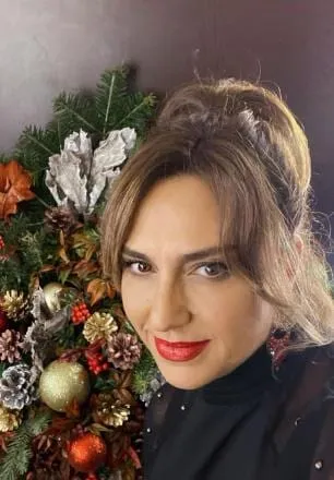 Eda Özülkü resmi