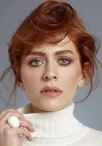 Hazal Türesan resmi