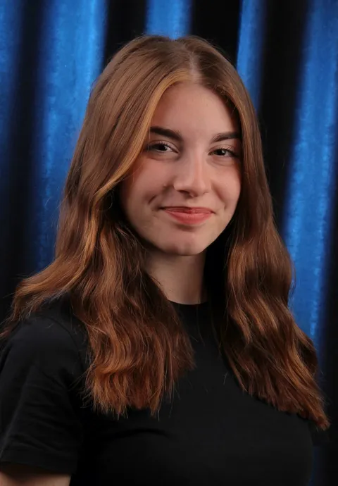 Lara Mutlu resmi