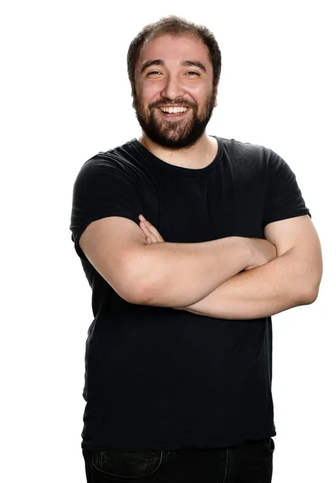 Özgür Turhan resmi