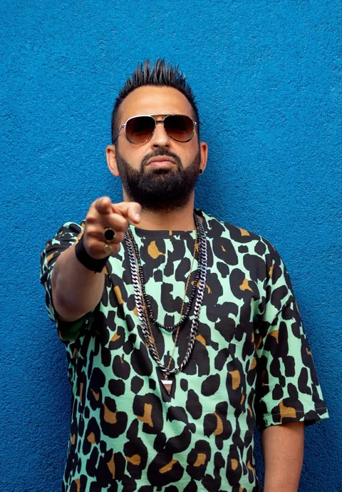Ragga Oktay resmi