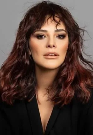 Reyhan Karaca resmi