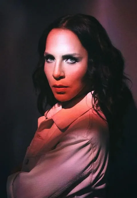 Sertab Erener resmi