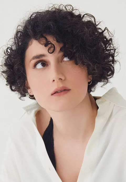 Sevda Deniz Karali resmi