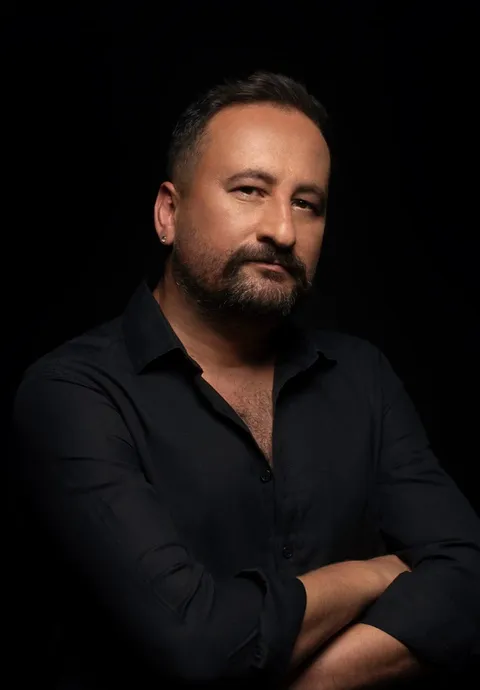 Tolga Kaya resmi