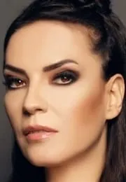 Yeşim Salkım resmi