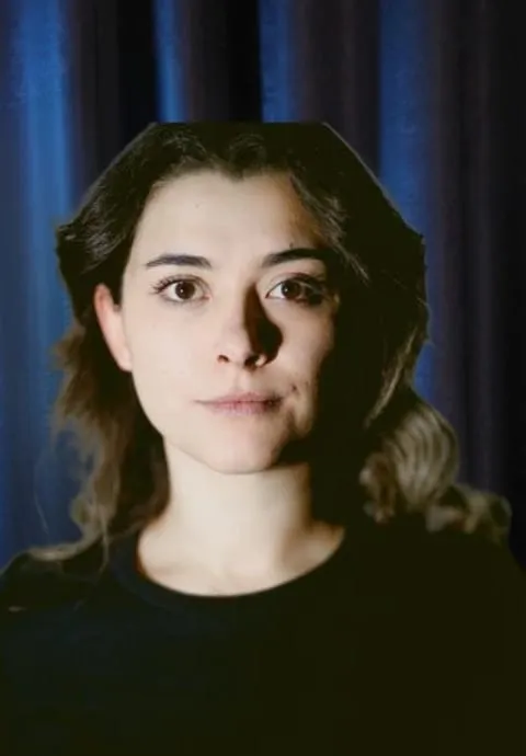 Zeynep Özkan resmi