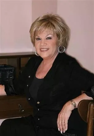 Nevra Serezli