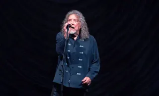 Robert Plant with Saving Grace and Suzi Dian