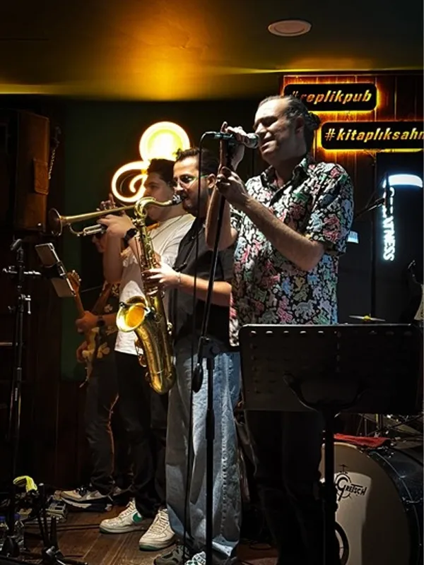 Soul Shaker and The Brass Brothers card
