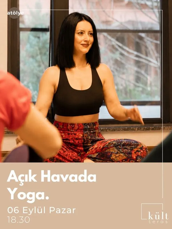 Açık Havada Yoga Dersi card