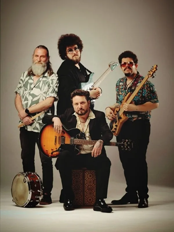Emre Barut & Rock'n Besk card