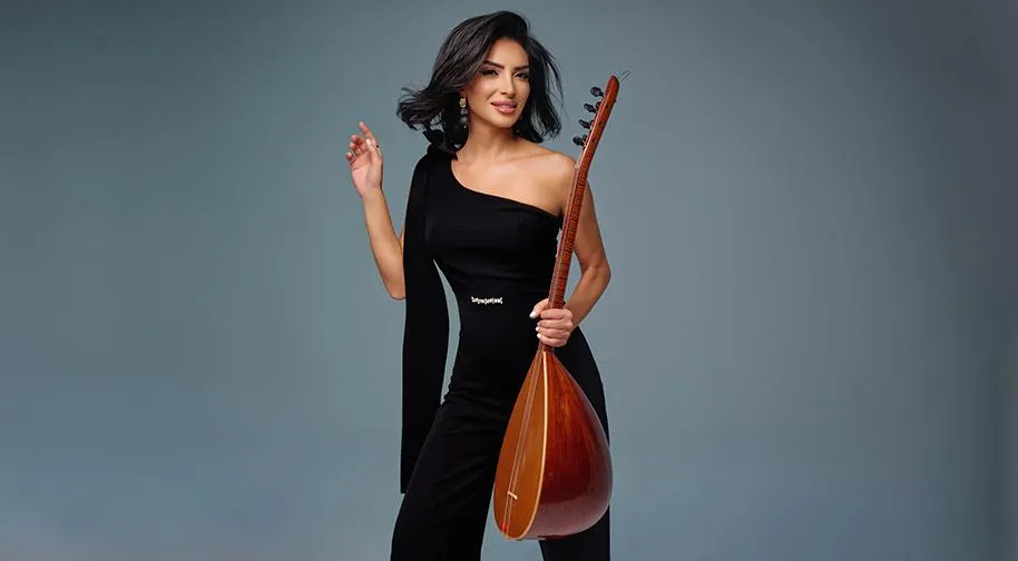 Özlem Özdil card