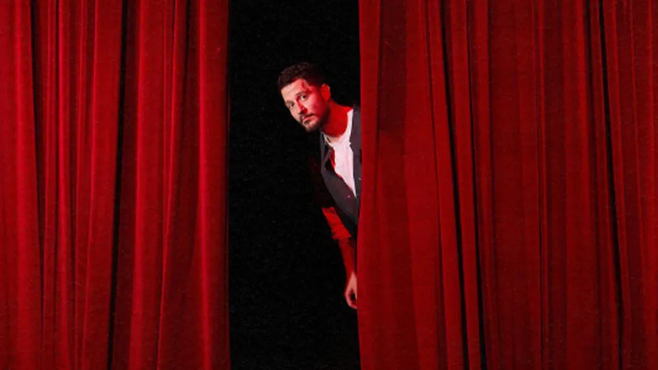 Still Standing - Uraz Kaygılaroğlu Stand Up thumbnail