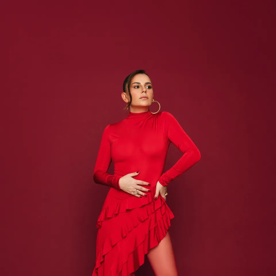 Merve Özbey card