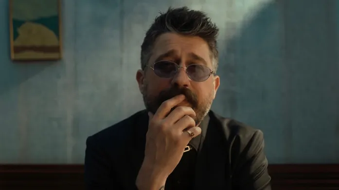 Mert Carim küçük resim