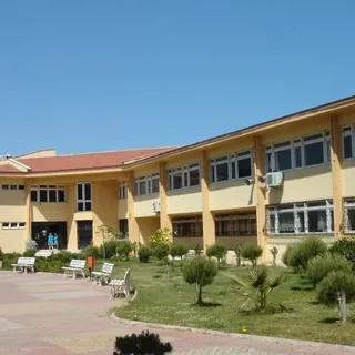 Buca Işılay Saygın Güzel Sanatlar Lisesi Konferans Salonu mekan görseli