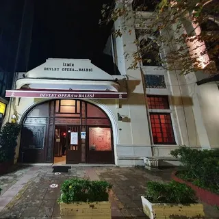 İzmir Devlet Opera ve Balesi Elhamra Sahnesi mekan görseli