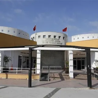 Selahattin Akçiçek Kültür Ve Sanat Merkezi - Avni Anıl Sahnesi mekan görseli