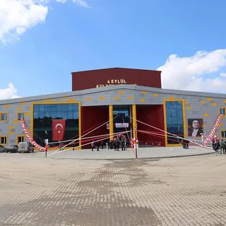 Sivas 4 Eylül Kapalı Spor Salonu mekan görseli